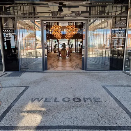 Dream-endless Summer Mamaia Nord Apartment *